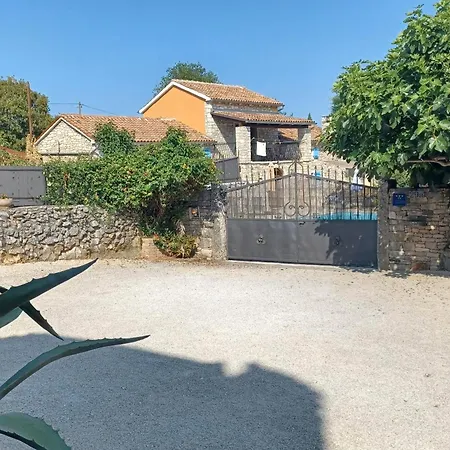 Family Friendly House With A Swimming Pool Barban, Istria - Sredisnja Istra - 24471 Casa de Férias