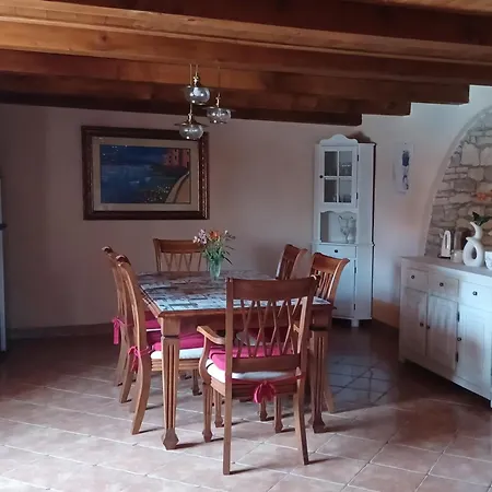 펜션 Family Friendly House With A Swimming Pool Barban, Istria - Sredisnja Istra - 24471 *